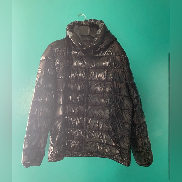 SOLD Metallic Ciré Hooded Puffer Jacket - Picture 5 of 7